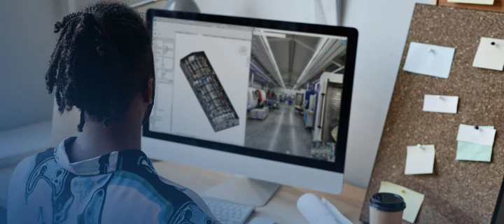 operario en oficina con visor Ivion