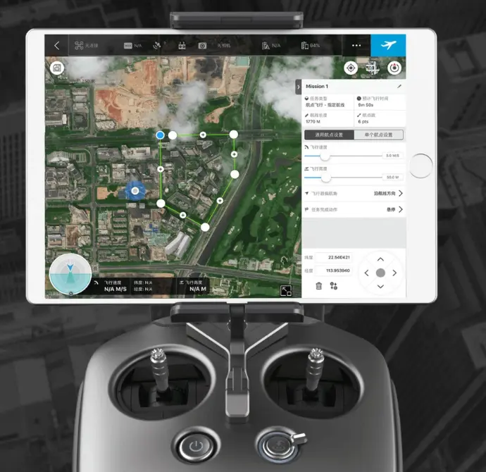 tablet con software DJI de planificación