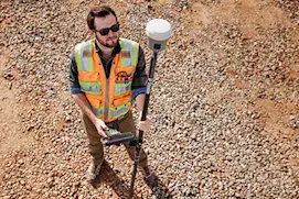 topógrafo  con trimble r980