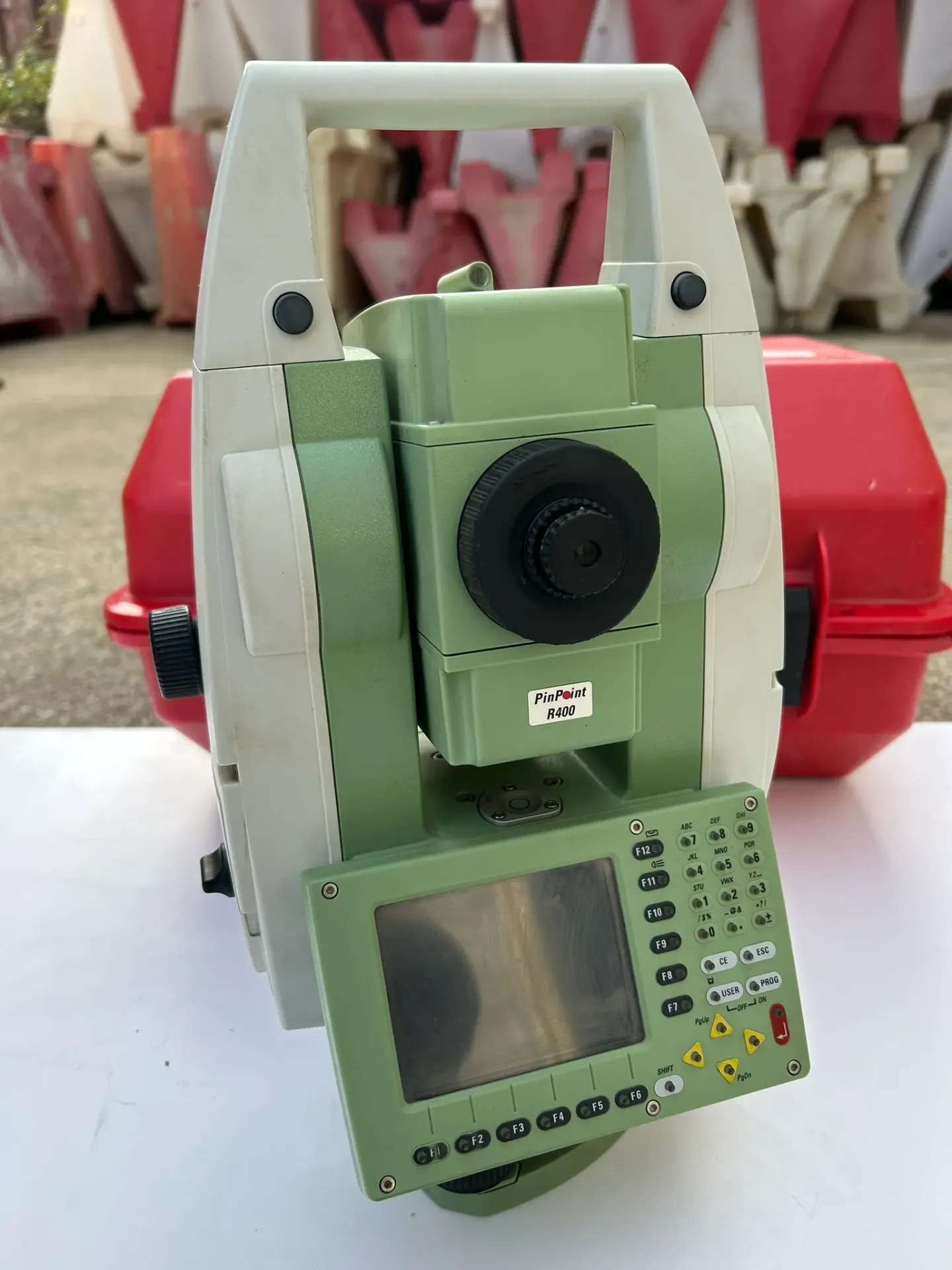 Estación total Leica TCR1203+ R400